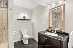13 TOBY COURT | East Gwillimbury Ontario | Slide Image Thirty-one