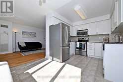1013 - 310 RED MAPLE ROAD | Richmond Hill Ontario | Slide Image Ten