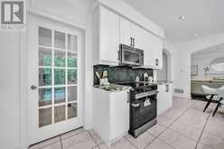 81 BULMER CRESCENT | Newmarket Ontario | Slide Image Twelve