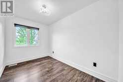 81 BULMER CRESCENT | Newmarket Ontario | Slide Image Twenty