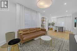 379 SCARBOROUGH ROAD | Toronto Ontario | Slide Image Thirteen
