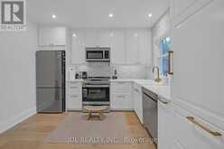 379 SCARBOROUGH ROAD | Toronto Ontario | Slide Image Seventeen