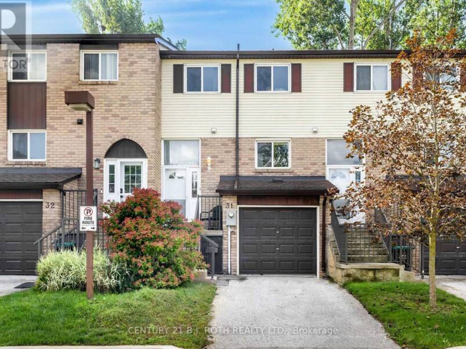31 - 52 ADELAIDE STREET, Barrie, Ontario L4N 3T5