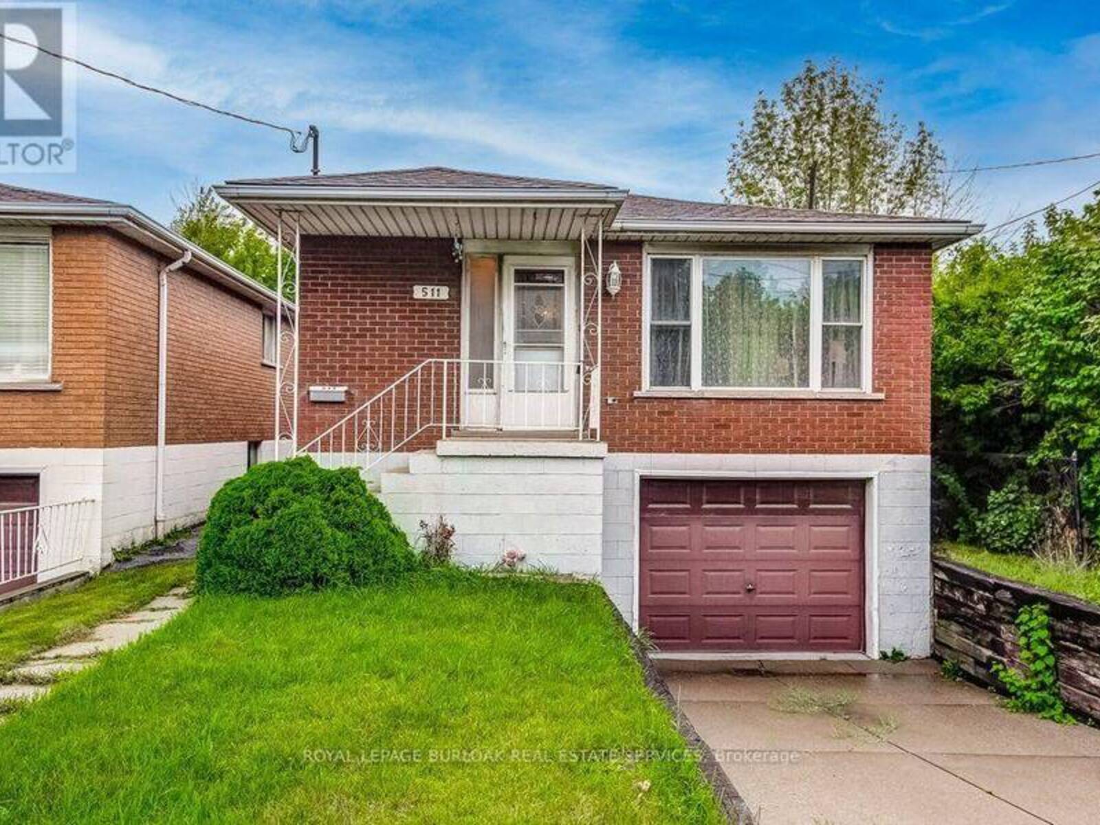 511 RENNIE STREET, Hamilton, Ontario L8H 3P6