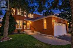 1058 GLENBROOK AVENUE | Oakville Ontario | Slide Image One