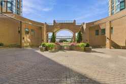 710 - 150 DUNLOP STREET E | Barrie Ontario | Slide Image Thirty