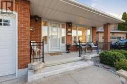 11 GABRIELE COURT | Hamilton Ontario | Slide Image Three