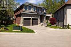 125 PALISER COURT | Oakville Ontario | Slide Image One