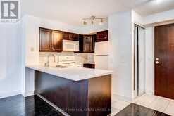 1008 - 30 GRAND TRUNK CRESCENT | Toronto Ontario | Slide Image Seven