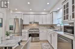 63 DON HEAD VILLAGE BOULEVARD | Richmond Hill Ontario | Slide Image Nine
