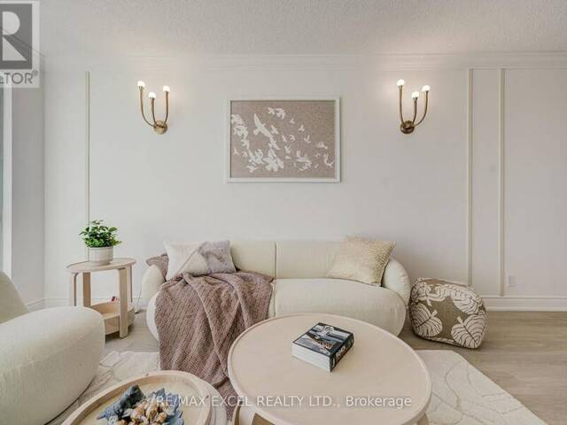 1706 - 8 LEE CENTRE DRIVE Toronto Ontario, M1H 3H8 - 4 Bedrooms Condo For Sale