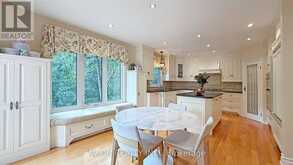 2068 NIPIGON DRIVE | Oakville Ontario | Slide Image Twelve