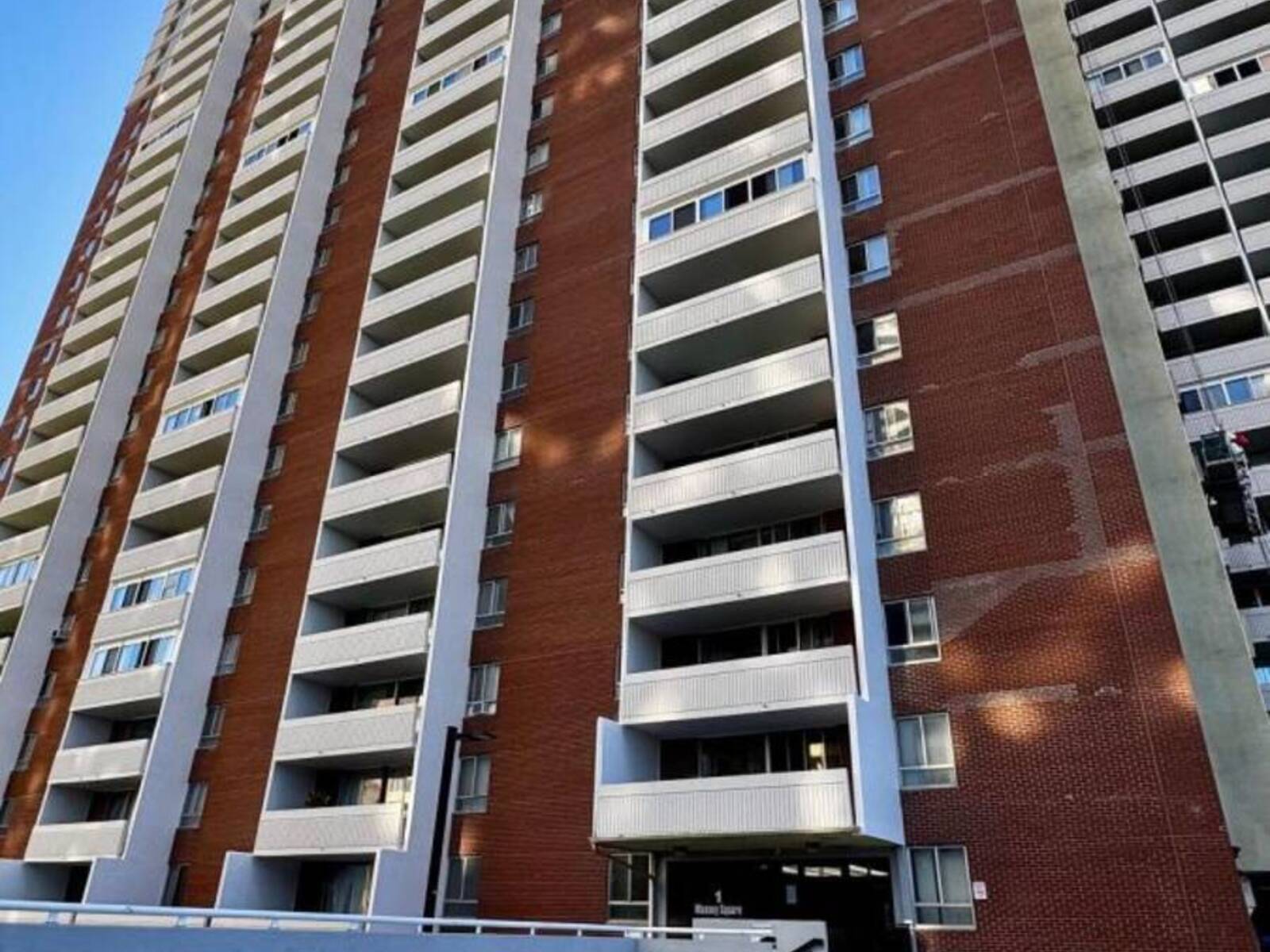 307 - 1 MASSEY SQUARE, Toronto, Ontario M4C 5L4