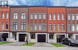 27 CHESTNUT COURT | Aurora Ontario | Slide Image One