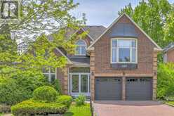 449 ALEX DONER DRIVE | Newmarket Ontario | Slide Image One
