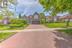 449 ALEX DONER DRIVE | Newmarket Ontario | Slide Image Forty-eight