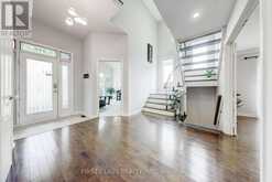449 ALEX DONER DRIVE | Newmarket Ontario | Slide Image Five