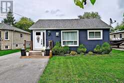 779 SHEPPARD AVENUE | Georgina Ontario | Slide Image Two
