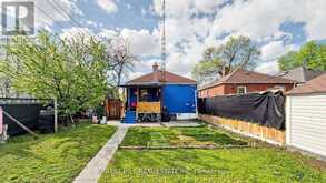 2 ELLINS AVENUE | Toronto Ontario | Slide Image Four
