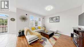 55 JACKSON ELI WAY | Markham Ontario | Slide Image Eleven