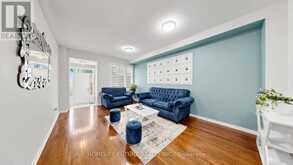 55 JACKSON ELI WAY | Markham Ontario | Slide Image Five