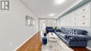 55 JACKSON ELI WAY | Markham Ontario | Slide Image Eight