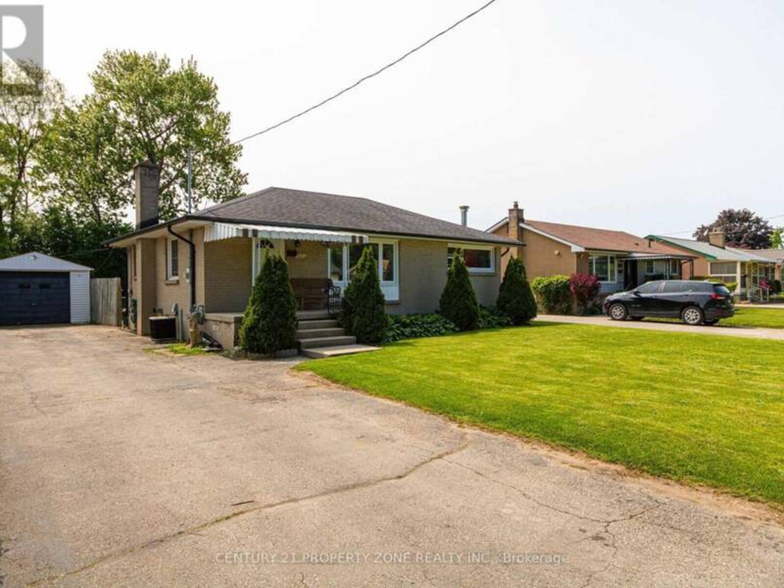 221 STARLIGHT AVENUE, London, Ontario N5W 4X8