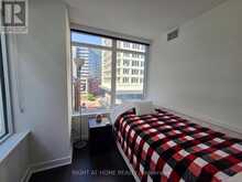 602 - 17 BATHURST STREET | Toronto Ontario | Slide Image Six