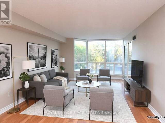 215 - 175 CEDAR AVENUE Richmond Hill Ontario, L4C 9V3 - 3 Bedrooms Condo For Sale