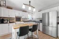 174 SUNDEW DRIVE | Barrie Ontario | Slide Image Seven