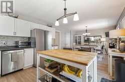 174 SUNDEW DRIVE | Barrie Ontario | Slide Image Eight