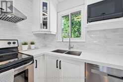 1333 WOODVALE PLACE | Burlington Ontario | Slide Image Seven