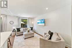 2093 GOLDEN ORCHARD TRAIL | Oakville Ontario | Slide Image Nineteen