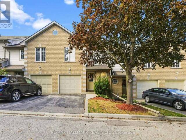 21 - 31 MOSS BOULEVARD Dundas Ontario, L9H 7A6 - 4 Bedrooms Condo For Sale