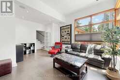 9 ANNIS ROAD | Toronto Ontario | Slide Image Sixteen