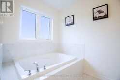 4 CYPRESS POINT STREET | Barrie Ontario | Slide Image Thirty-five