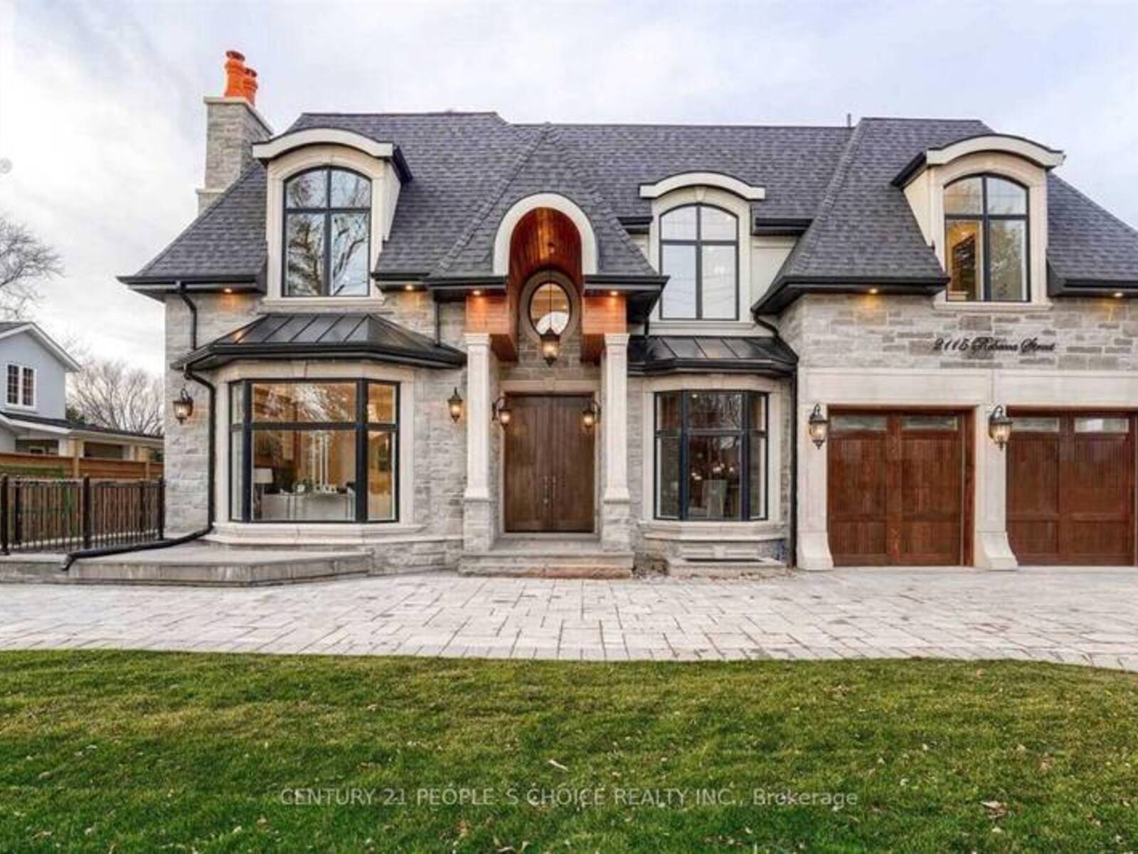 2115 REBECCA STREET, Oakville, Ontario L6L 2A4