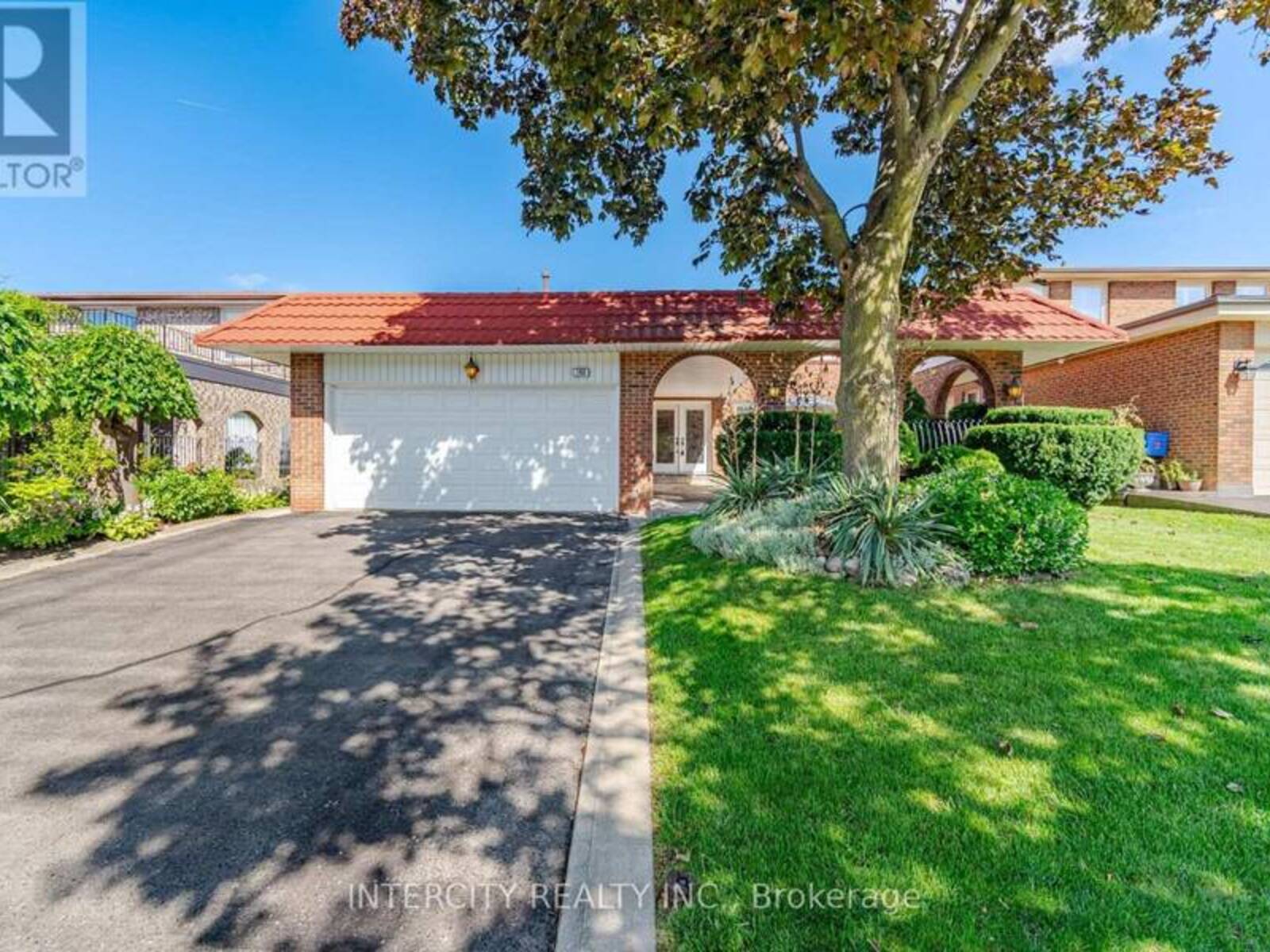 146 JULES AVENUE, Vaughan, Ontario L4L 1Y3