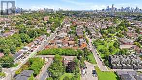 98 BEAVER TERRACE | Toronto Ontario | Slide Image Fifty