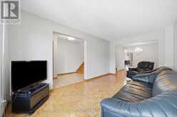 98 BEAVER TERRACE | Toronto Ontario | Slide Image Seven