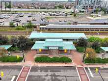 39 DECKER HOLLOW CIRCLE | Brampton Ontario | Slide Image Thirty-one