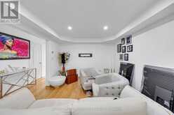 39 DECKER HOLLOW CIRCLE | Brampton Ontario | Slide Image Six