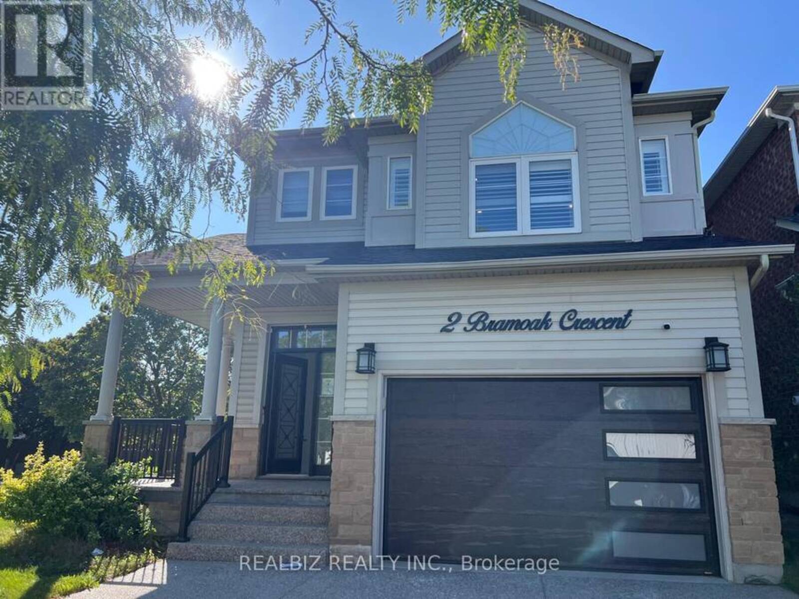 2 BRAMOAK CRESCENT, Brampton, Ontario L7A 1T7
