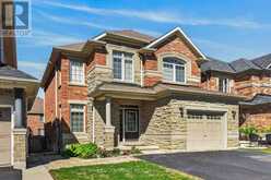 44 MATTEO TRAIL | Hamilton Ontario | Slide Image Two