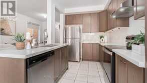 29 BACKWATER TRAIL | Brampton Ontario | Slide Image Twelve