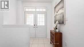 29 BACKWATER TRAIL | Brampton Ontario | Slide Image Two