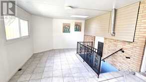 20 AINSWORTH STREET | Hamilton Ontario | Slide Image Sixteen