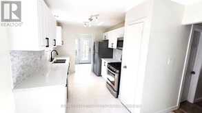 20 AINSWORTH STREET | Hamilton Ontario | Slide Image Five