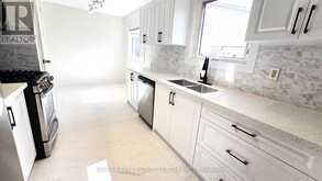 20 AINSWORTH STREET | Hamilton Ontario | Slide Image Nine