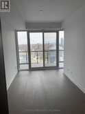 3301 - 488 UNIVERSITY AVENUE | Toronto Ontario | Slide Image Nine